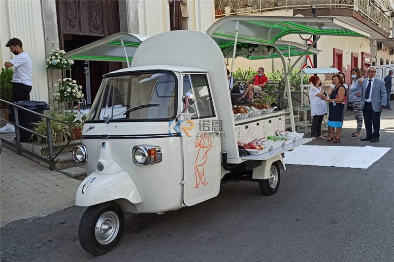 OEM รถสามล้อไฟฟ้ารถเข็น Fast 3 - Hot Dog Vending Cart บทวิจารณ์และราคา